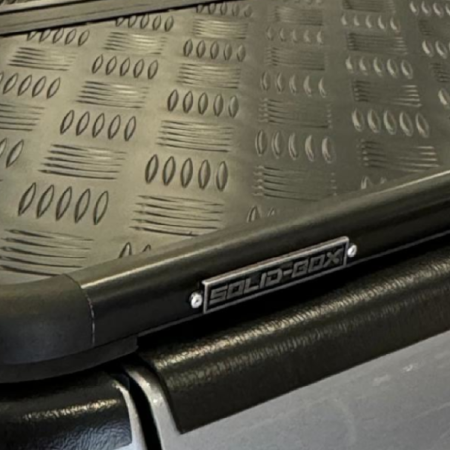Tapa Plegable Tricuerpo - TOYOTA HILUX - Año 2016 >